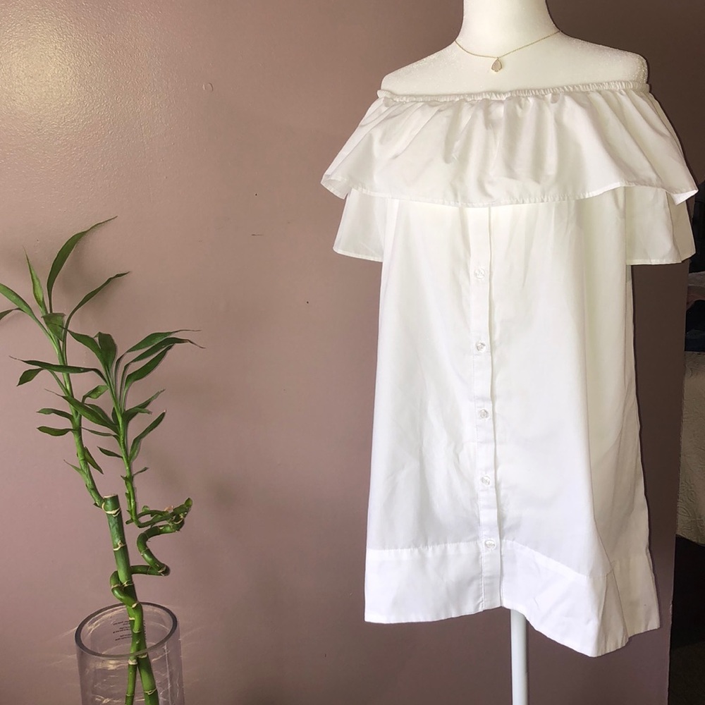 🕊 Bebe Off Shoulder Dress 🕊